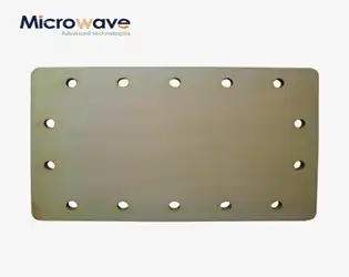 How Do Dimensions Such as Length, Width, and Gap Affect Wave Propagation in a Short Plate Waveguide?